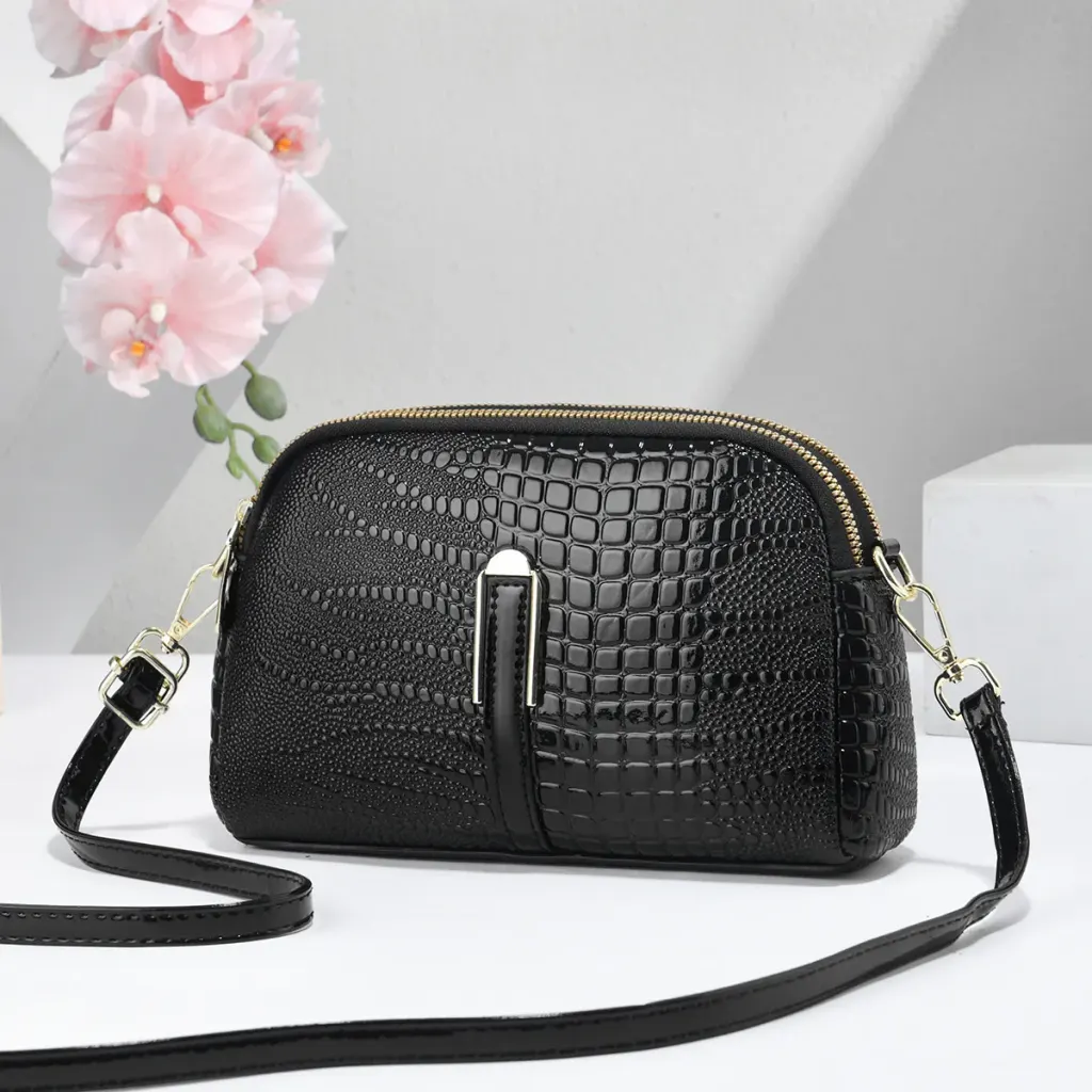 Women’s Crocodile Pattern PU Leather Crossbody Bag With Shell Shape And Sewing Thread Detail
