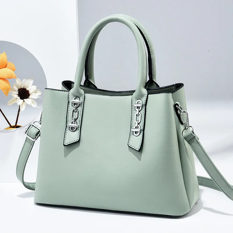 Solid Color Medium PU Leather Women’s Streetwear Shoulder Bag With Zipper Closure, Stylish Single Shoulder Design