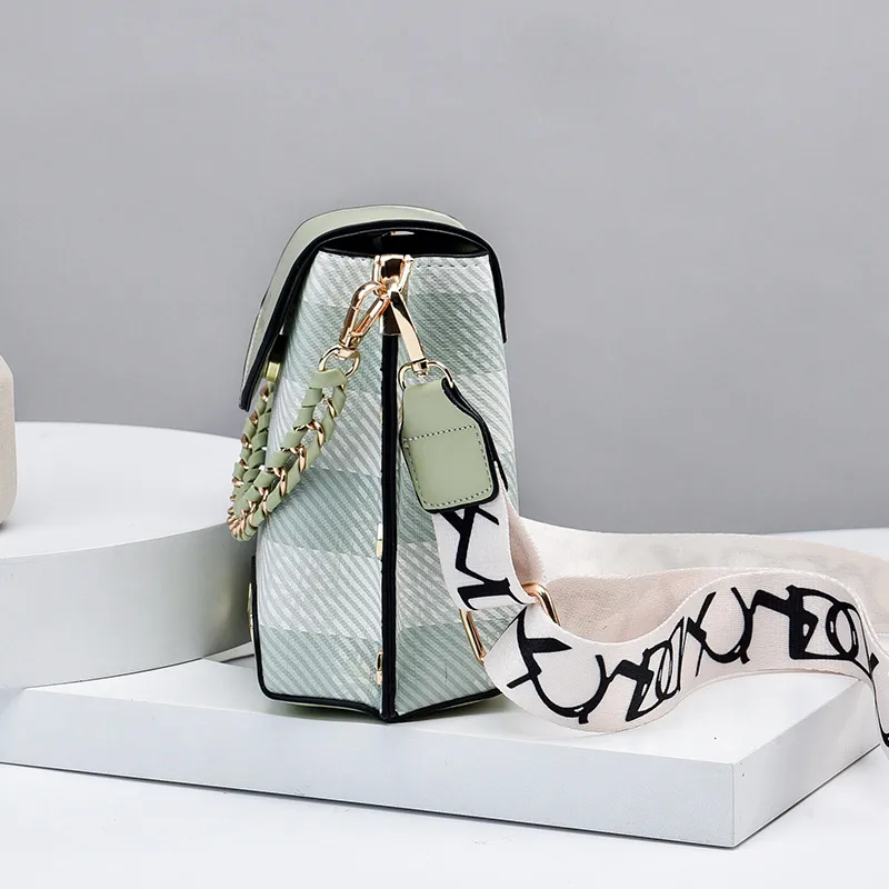 Color Block Small PU Leather Streetwear Crossbody Bag For Women With Zipper Buckle Closure
